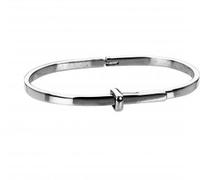 Sterling silver bangle with hinged opening