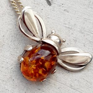 Bee Pendant in Gold with Amber
